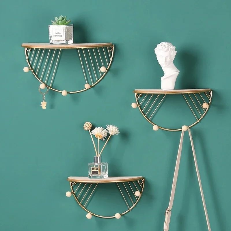 Wall mounted storage shelf