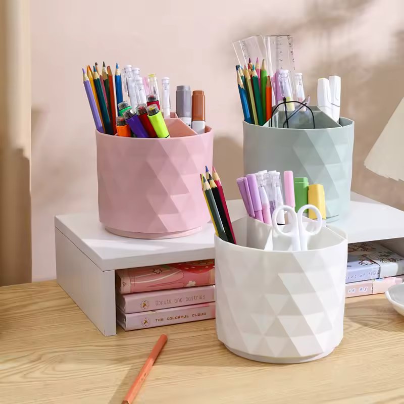 360° Rotating Makeup Brush Barrel
