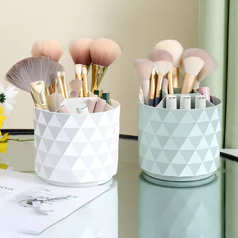 360° Rotating Makeup Brush Barrel