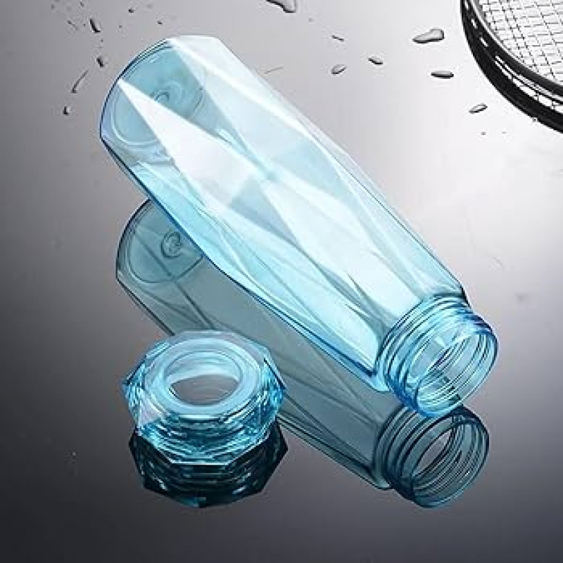 Stylish Diamond-Shaped Water Bottle for Hydration On-the-Go
