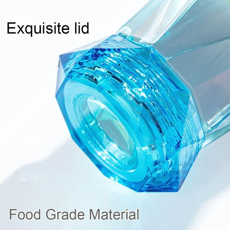 Stylish Diamond-Shaped Water Bottle for Hydration On-the-Go