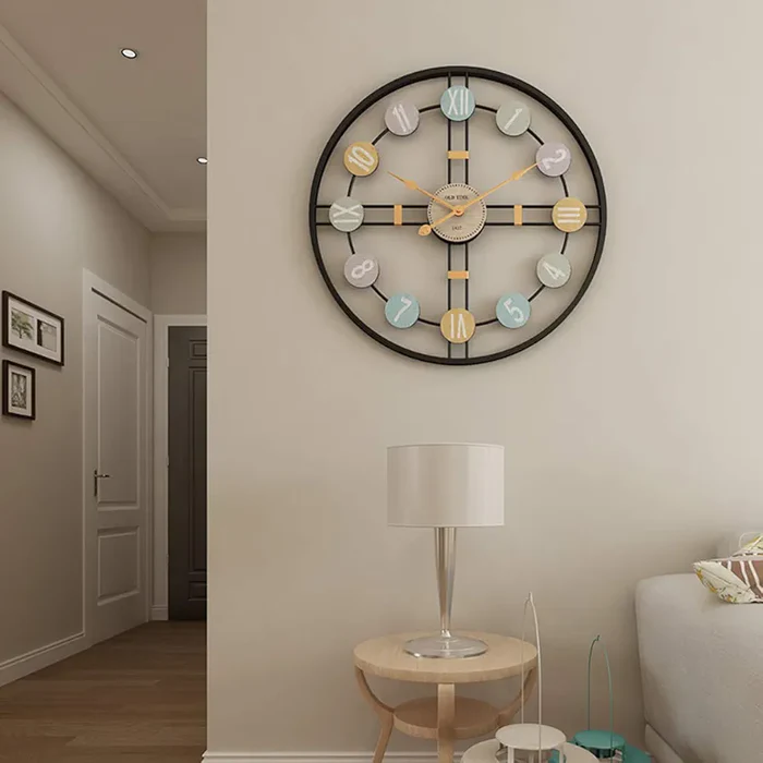 Modern Minimalist Round Wall Clock for Stylish Interiors