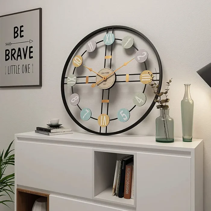 Modern Minimalist Round Wall Clock for Stylish Interiors
