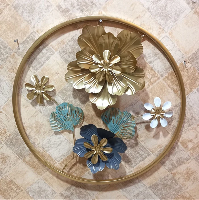 Chic Round Shaped Metal Floral Wall Decor for Elegant Interiors