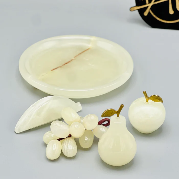 Onyx Fruit Set Plate - Elegant Serveware for Any Occasion