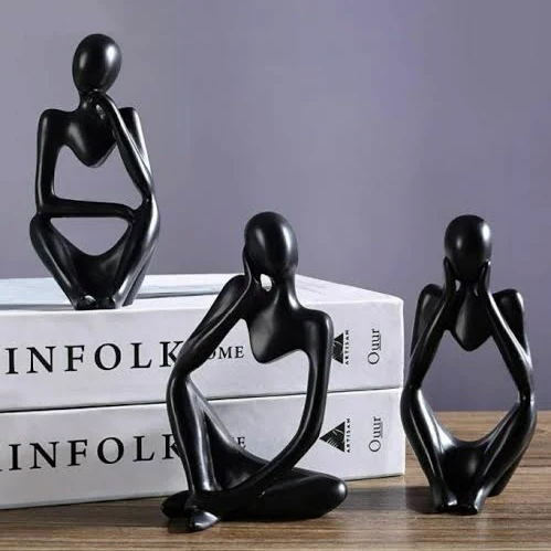 3 Thinking Mannequins - Creative Display Solutions for Art and Design