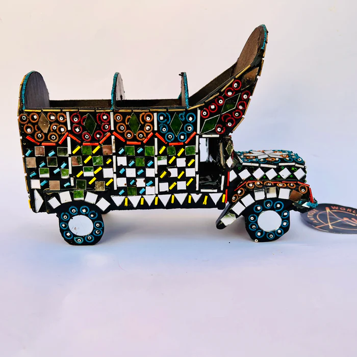 Miniature Truck Model – Perfect for Collectors and Displays