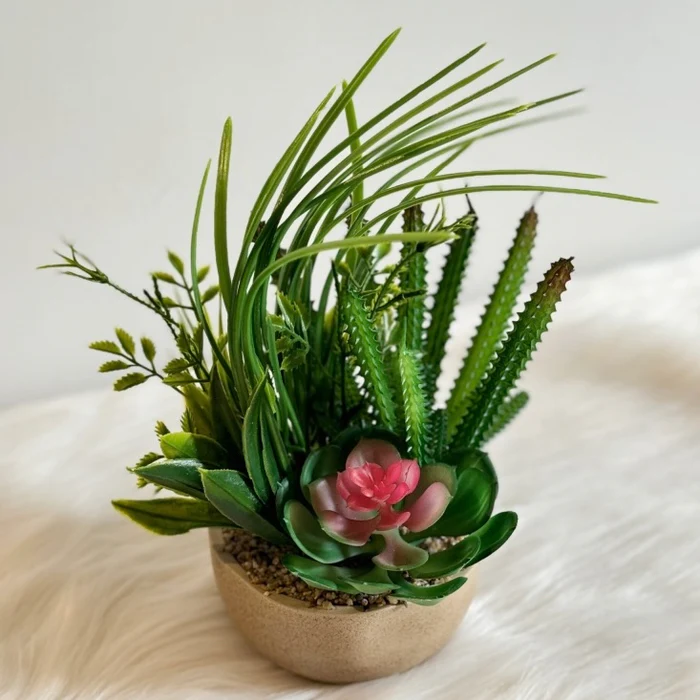 Modern Indoor Planter - Stylish Home Decor for Your Greenery