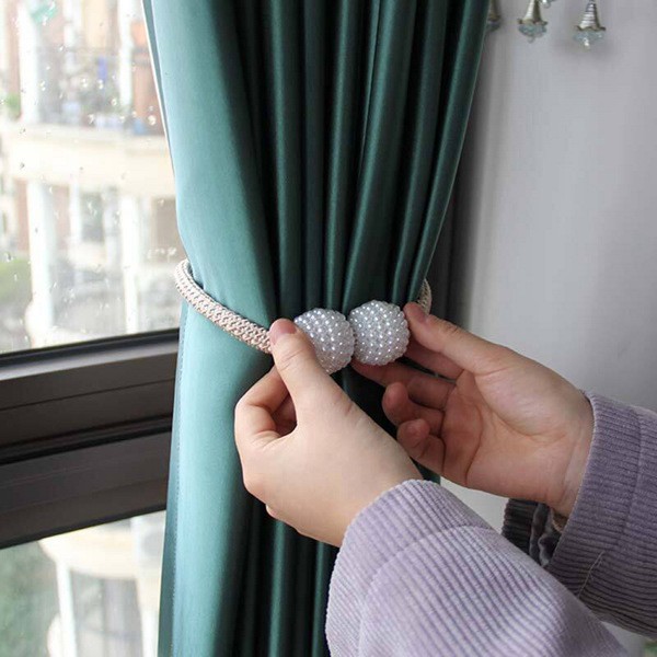Magnetic Ball Curtain Holder