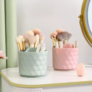 360° Rotating Makeup Brush Barrel