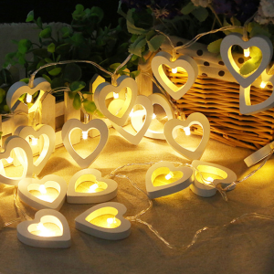 LED Wooden Heart-Shaped String Lights