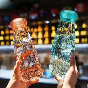 Stylish Diamond-Shaped Water Bottle for Hydration On-the-Go